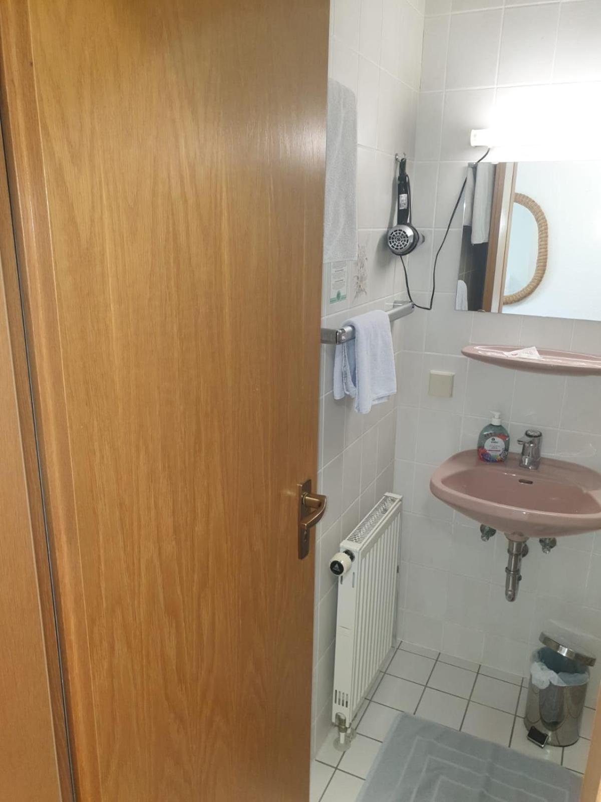 Hotel Schweizerhof Böbingen an der Rems Δωμάτιο φωτογραφία