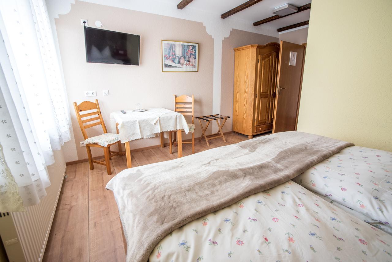 Hotel Schweizerhof Böbingen an der Rems Εξωτερικό φωτογραφία